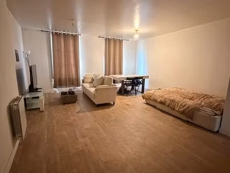 loue appartement f1