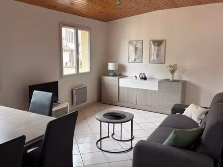appartement 50 m2 de 3 pièces avec garage au centre du village