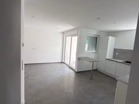 appartement t3 90m2 avec balcon et 2 garages
