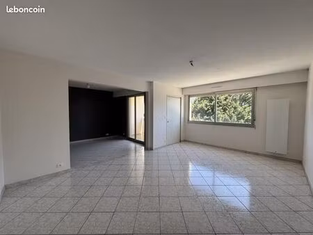 appartement 3 pièces 94 m²