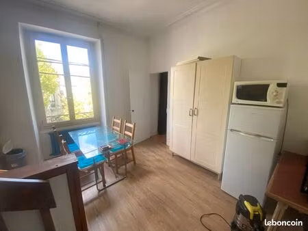 appartement ile de nantes republique.3 chambres dispo colocation etudiantss