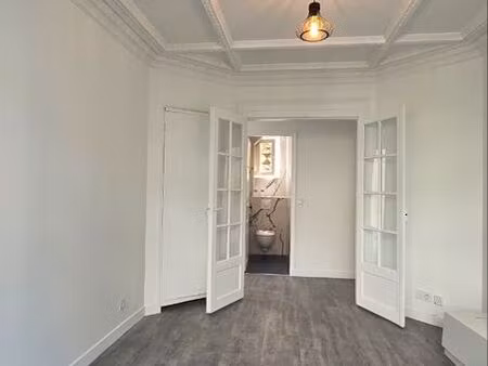 superbe 4 pièces de 75 m² • 3 chambres • ascenseur • cave