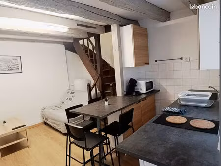jolie maison de ville entierement rénovée et meublée