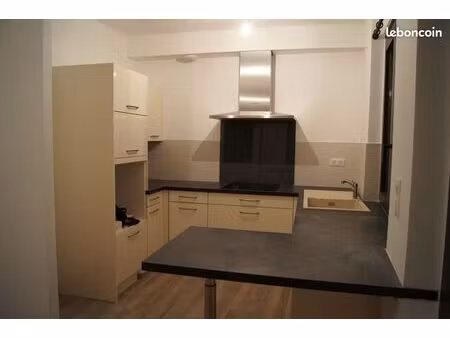 t3 duplex à manosque entièrement rénové