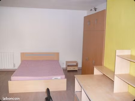 studio meublé 30m2 centre ville de mende