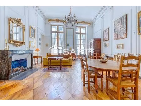 grenoble hyper centre – duplex de 162 m² au charme de l'ancien