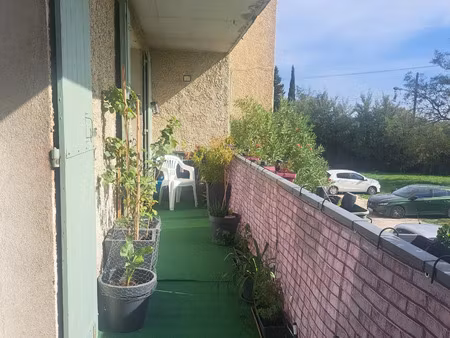 location appartement 4 pièces 86 m² à remoulins (30210)