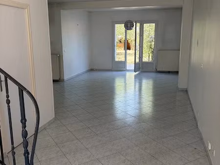 location maison 7 pièces 168.2 m² à la varenne saint hilaire (94210)  2 996 €