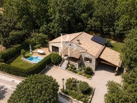 superbe villa provencale - 5 pièces - piscine - mougins