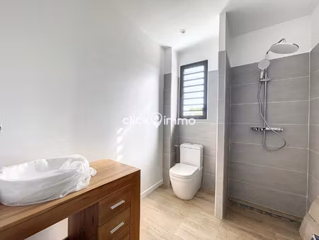 location maison 4 pièces 130 m² à petit-bourg (97170)