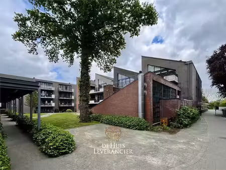 luxueuze serviceflat met 1 slpk en ruim terras