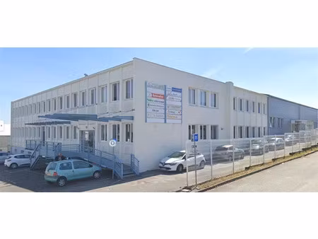 location bureau brest 80 m²