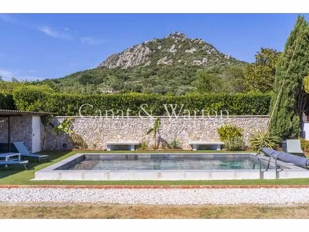 hyeres villa de plain pied avec dependances  cadre champetre