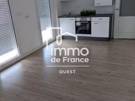 location appartement 2 pièces à la roche-sur-yon centre ville (85000) : à louer 2 pièces /