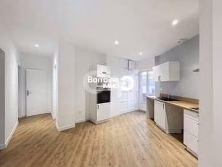 location appartement 4 pièces à lorient (56100) : à louer 4 pièces / 75m² lorient