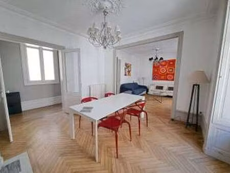 location appartement 4 pièces à nantes centre ville (44000) : à louer 4 pièces / 118m² nan