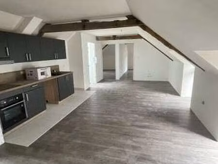 location appartement 3 pièces à pleucadeuc (56140) : à louer 3 pièces / 50m² pleucadeuc