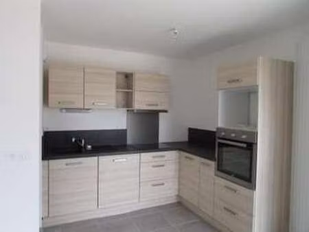 location appartement 3 pièces à rennes (35000) : à louer 3 pièces / 63m² rennes