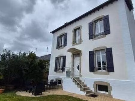 location maison meublé à la forest-landerneau (29800) : à louer meublé / 151m² la forest-l