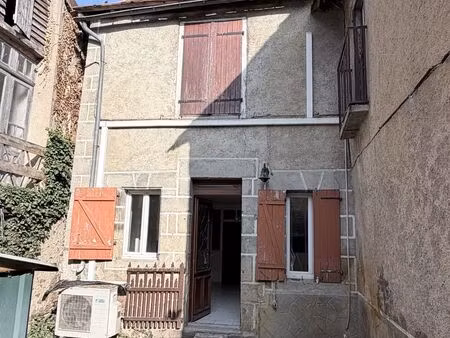 maison de ville à saint-benoît-du-sault (36170)
