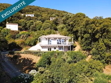 rez de villa vue mer