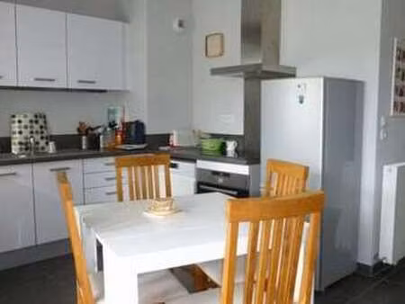 location appartement 3 pièces à caen (14000) : à louer 3 pièces / 58m² caen