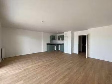 location appartement 3 pièces à caen (14000) : à louer 3 pièces / 71m² caen