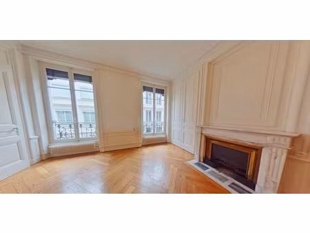 appartement 3 pieces // lyon 2 eme