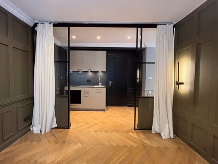 loue t1 bis de 39 m2 non meublé lyon 6? à 2min a pied du