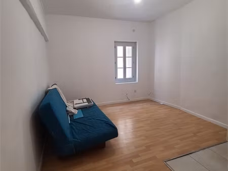 studio rénové centre ville