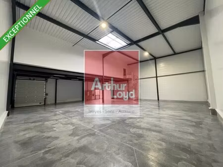location entrepôt auxerre 89000 326m²
