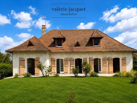 maison familiale de 4 chambres avec vie de plain-pied 3 150 m2 de terrain à 5 minutes à...