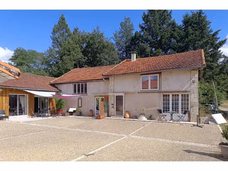 propriété à vendre montrem 8 pièce(s) 224m2 439 000€