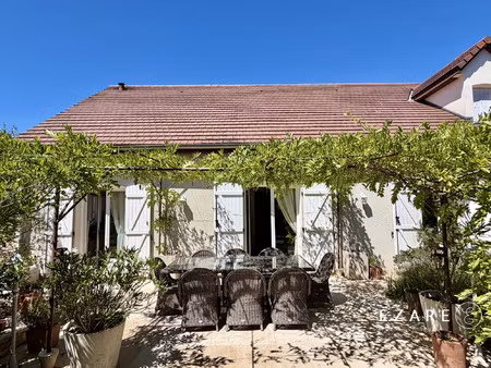 villa de caractère - 166 m2 - magnifique jardin