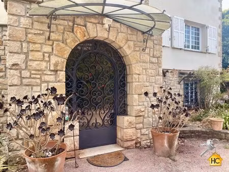 mougins limite le cannet appartement-villa 3850€/m2 avec jardin 250 m2