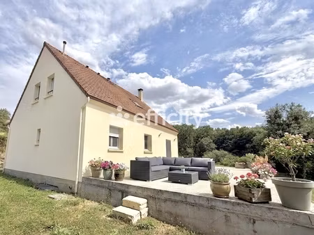 maison 6 pièces - 122 m²