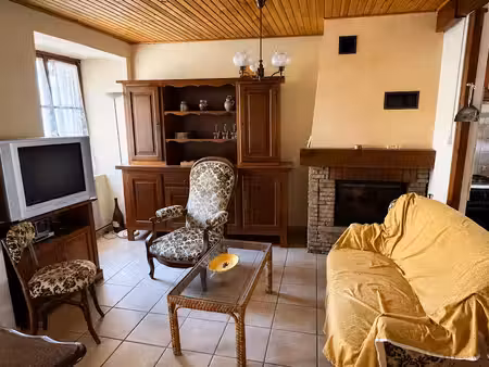 vente maison 5 pièces 65 m² à langogne (48300)  88 000 €