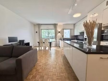 appartement de luxe en vente à courbevoie  france