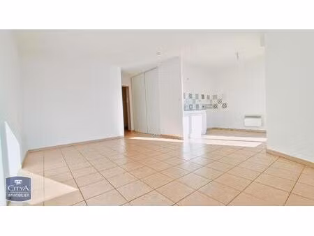 location appartement 3 pièces 63m² carcassonne 11000