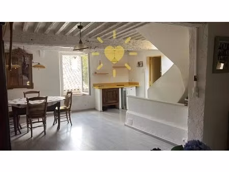 claviers : belle maison de village restaurée avec terrasse