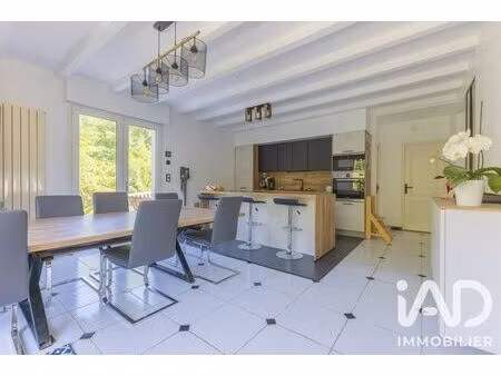 maison à entrelacs (73410)