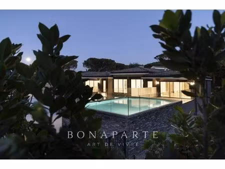 exclusivite : magnifique "villa appartement" en duplex avec tres belle vue mer