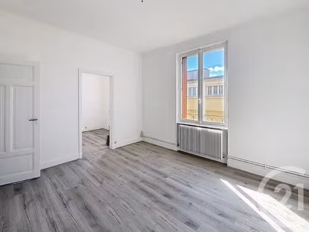location appartement 2 pièces 27m² clermont ferrand 63000