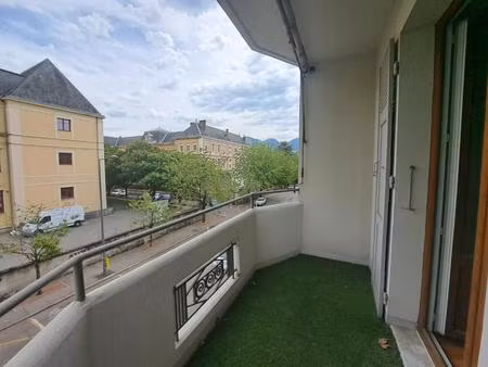 location appartement 4 pièces 85m² chambery 73000