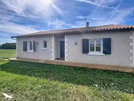 vente maison 4 pièces 80 m² à saint-severin (16390)  166 625 €