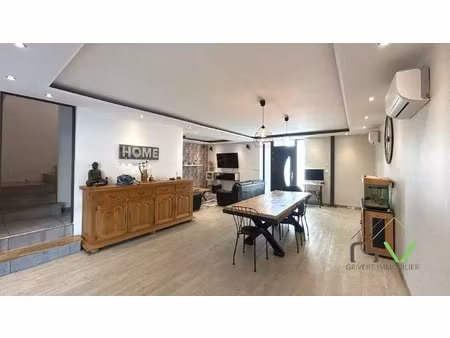 maison de village spacieuse de 137 15m² avec piscine au cœur du hameau de saliers