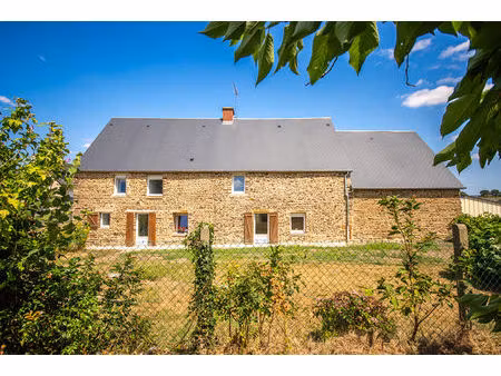 normandie  manche  sacey  baie du mont-saint-michel. grande maison de village  4 chbs  jar