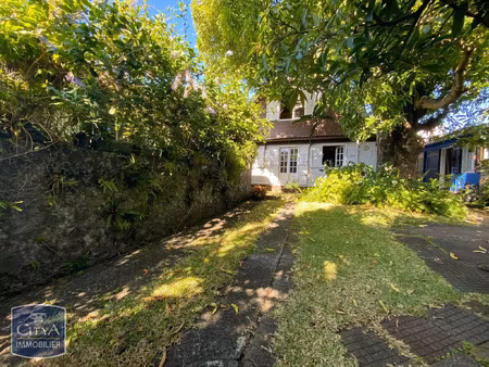 maison à vendre 6 pièces 185 m² - sainte-suzanne (974) - 320 000€