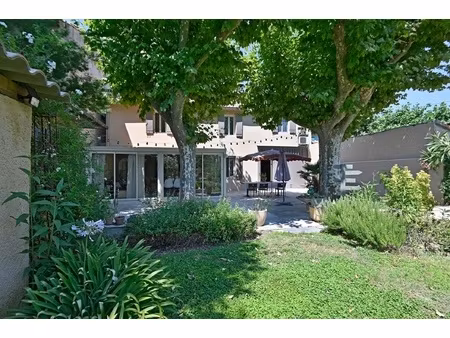 maison 5 pièces - 162 m²