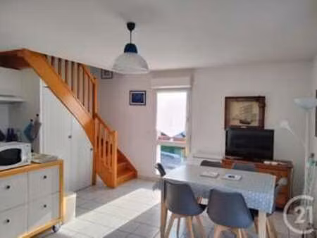location appartement 4 pièces meublé à arzon (56640) : à louer 4 pièces meublé / 55m² arzo